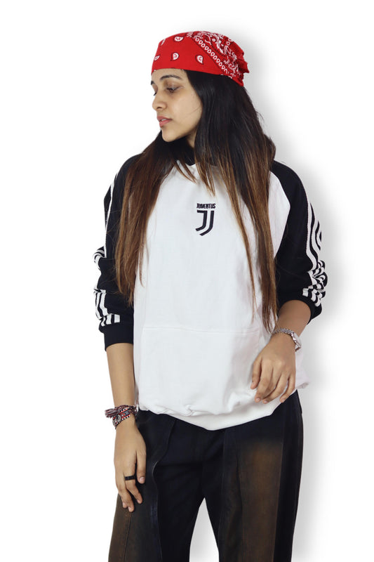 Black & White Juventus – Unisex semi oversized Casual hoodie