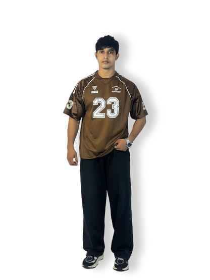 Oversized Brown Jersey T-Shirt with Number Print – Streetwear Style